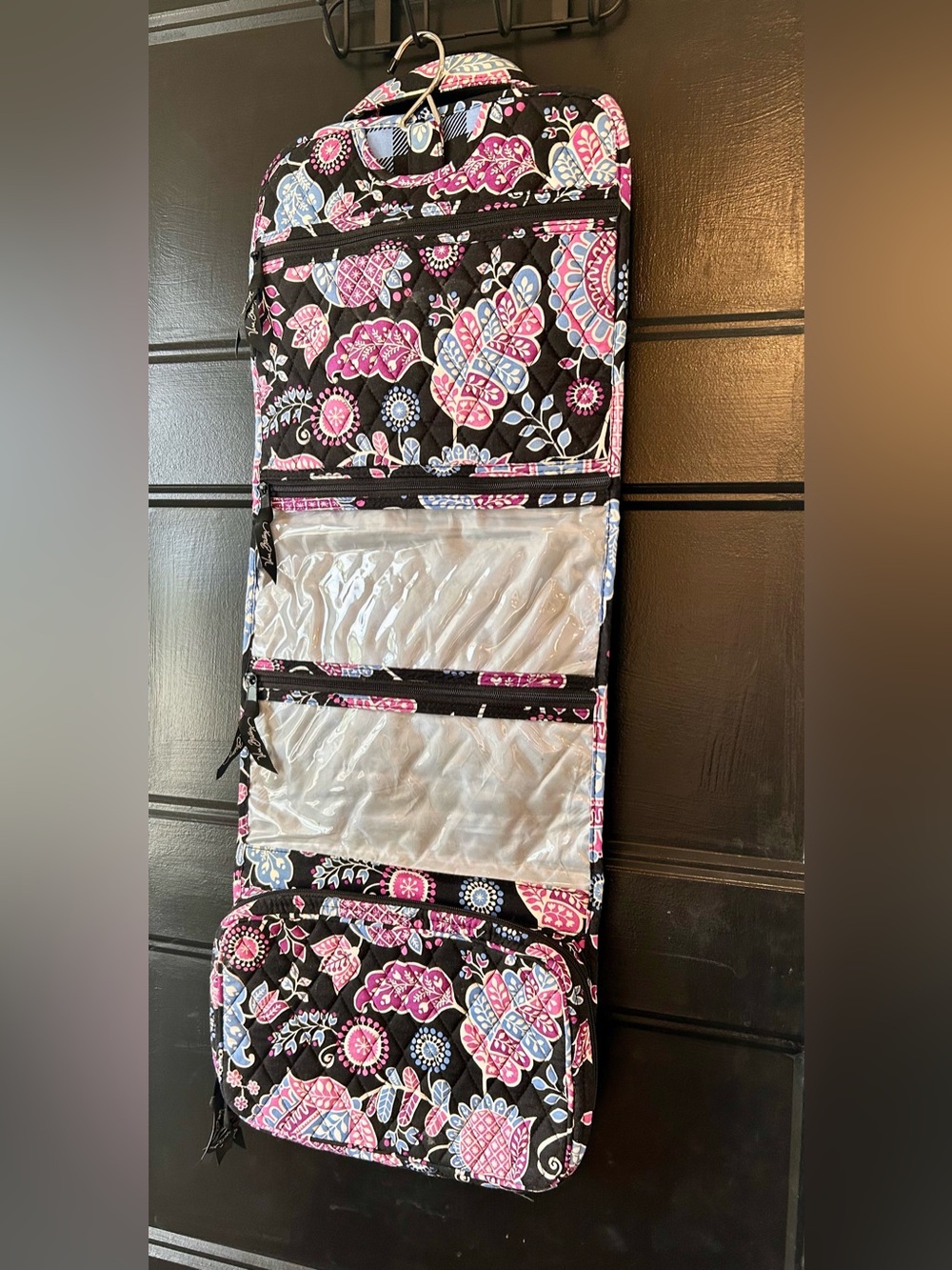 Vera Bradley Hanging Travel Organizer- Alpine Floral pattern